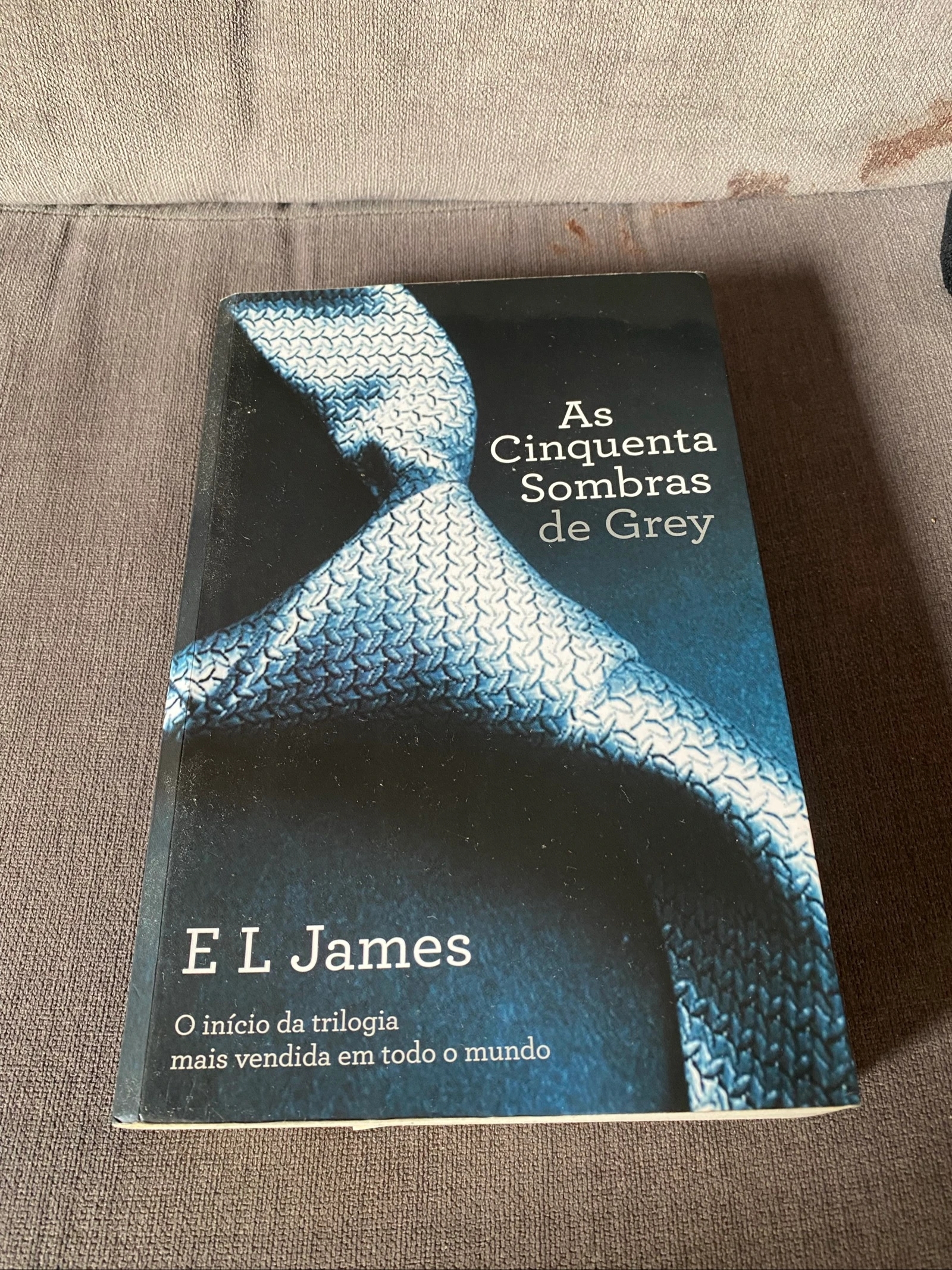 Livro “As cinquentas sombras de Grey” - em bom estado  – photo 4